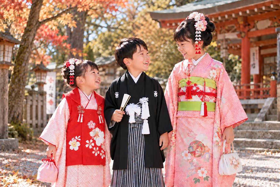 三歳、五歳、七歳。きものでたどる、七五三の物語 | 日本最大級の着物