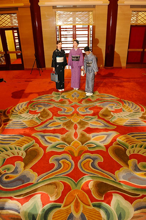 歌舞伎座１階ロビー