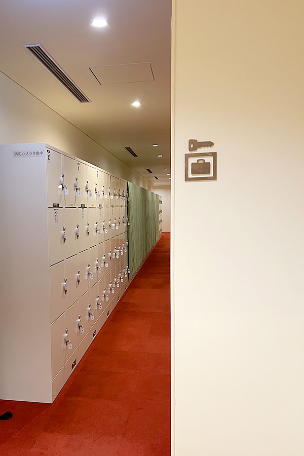 コインロッカー