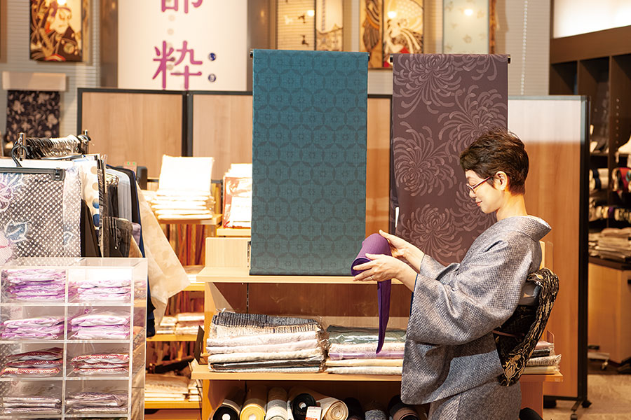 着物ショップ「都粋」歌舞伎座店